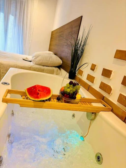 Studio Love Jacuzzi Марсель Екстер'єр фото